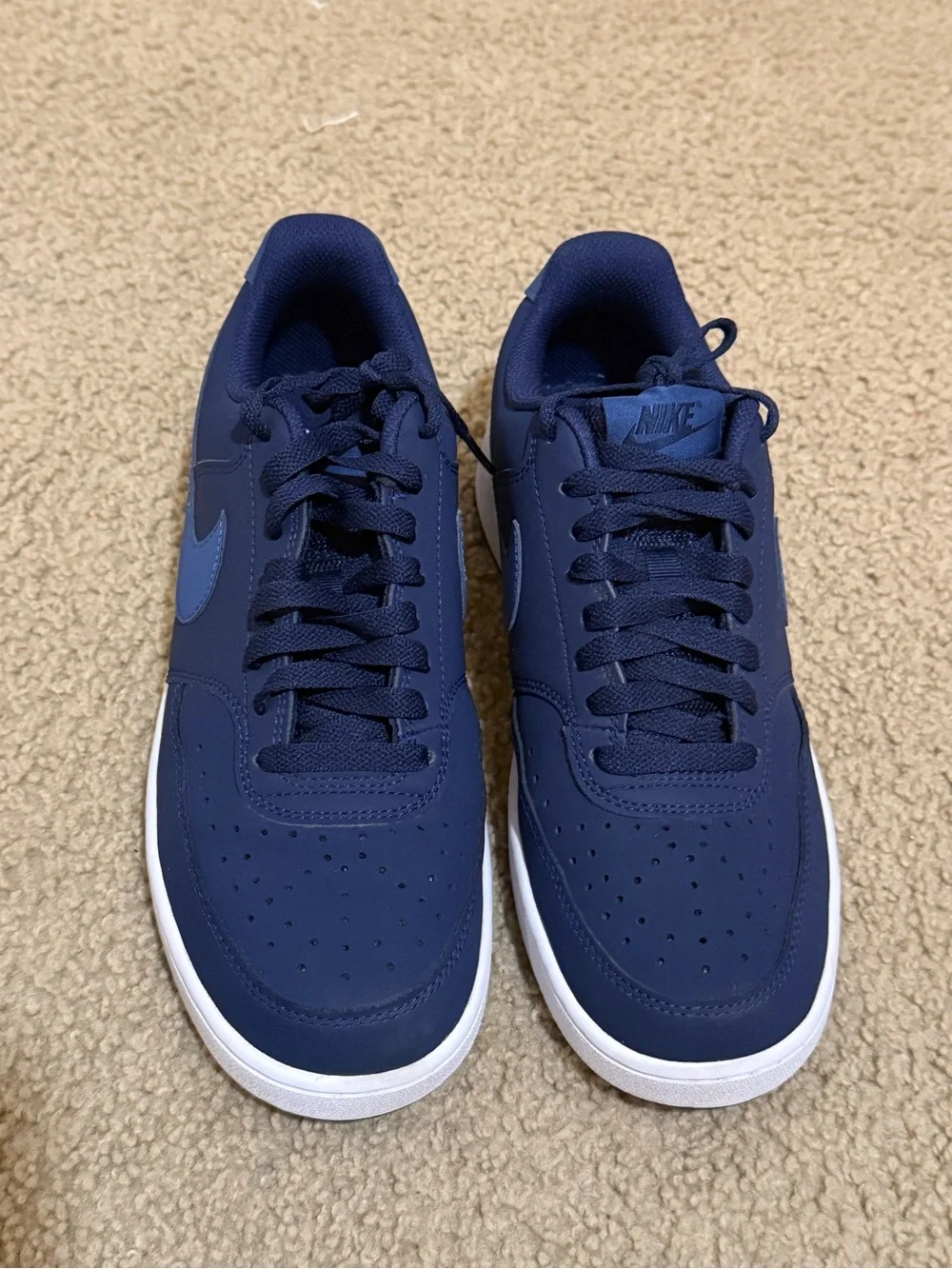 Nike men’s court